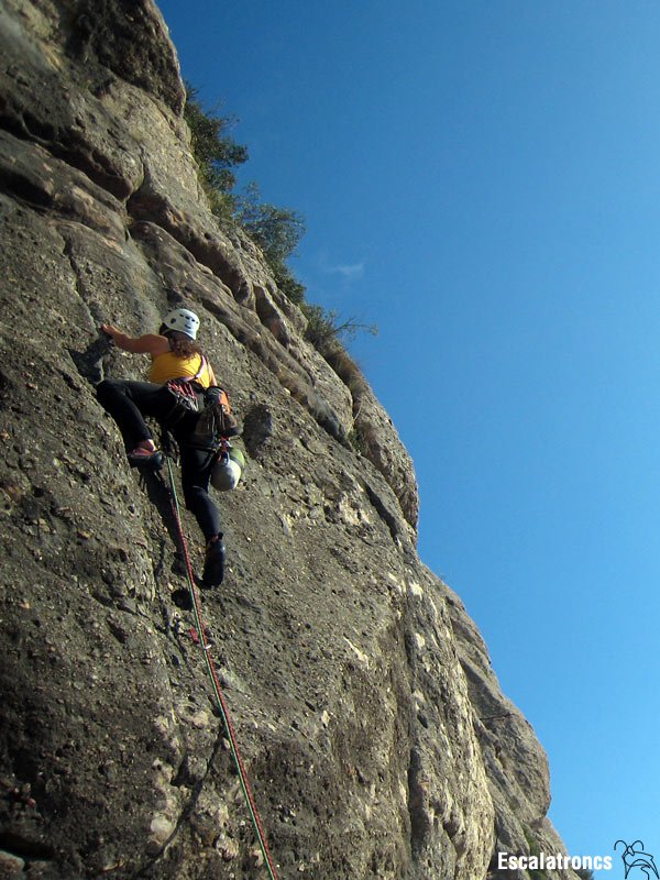 Na Ruth als primers metres de la via